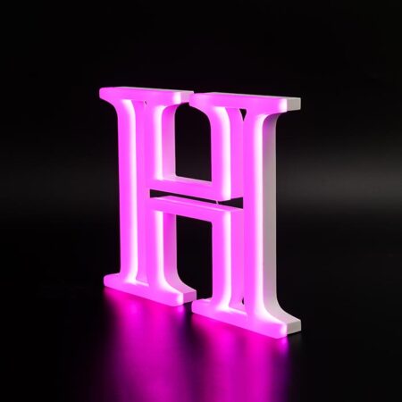 Letra metácrilato acabado como neón 1