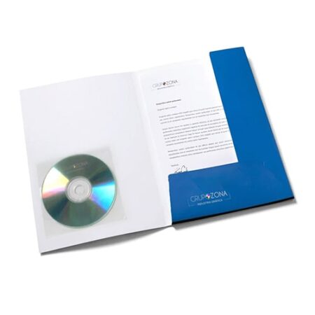 Carpetas exclusivas con accesorios adicionales