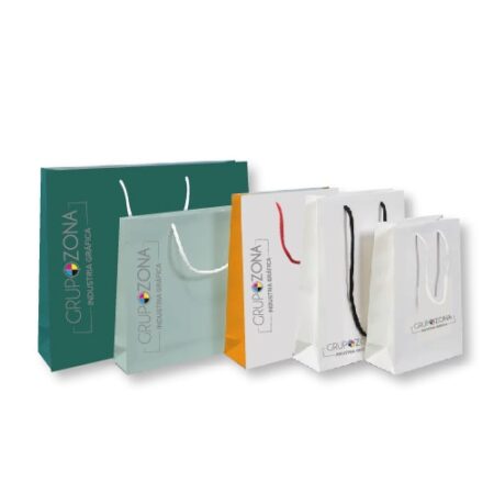 Bolsas con asas de cuerda tejida